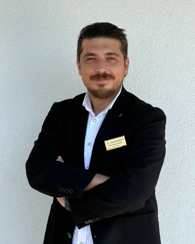 ÖZGÜR EMEK AKSAKAL